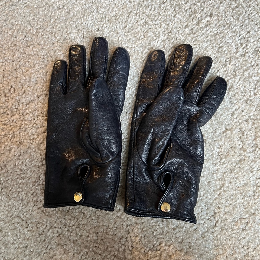 Club Monaco 100% Real Leather Gloves